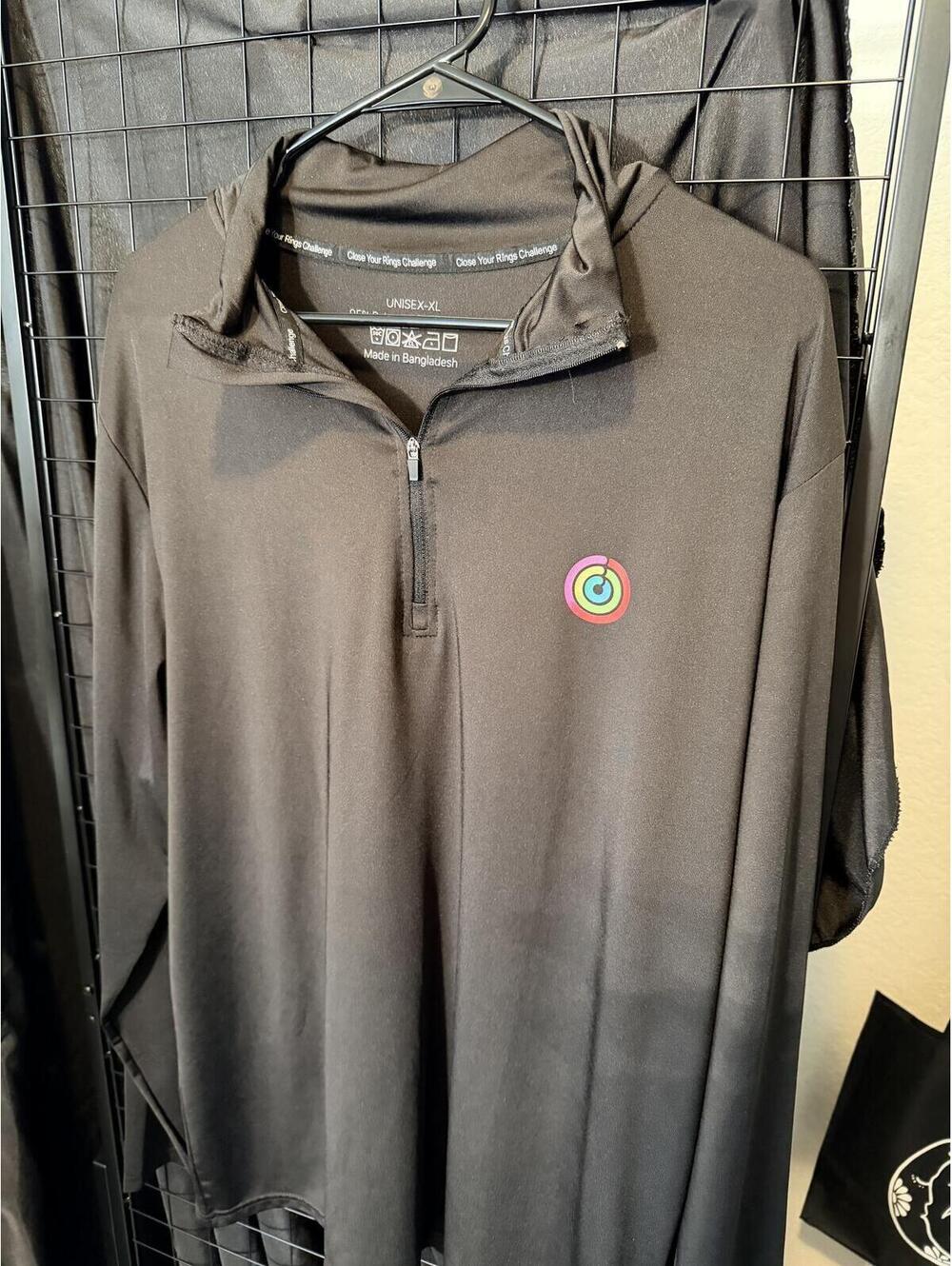 Apple Close Your Rings Challenge Pullover Unisex Large
